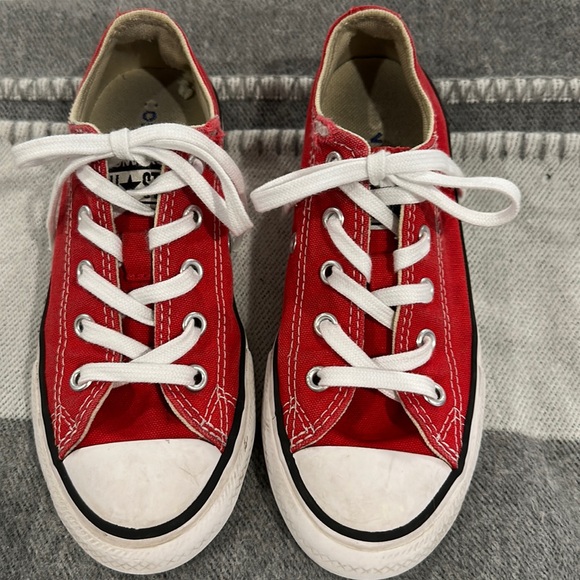 Converse Other - CONVERSE KIDS ALL STAR LOW TOPS SIZE 12 1/2
